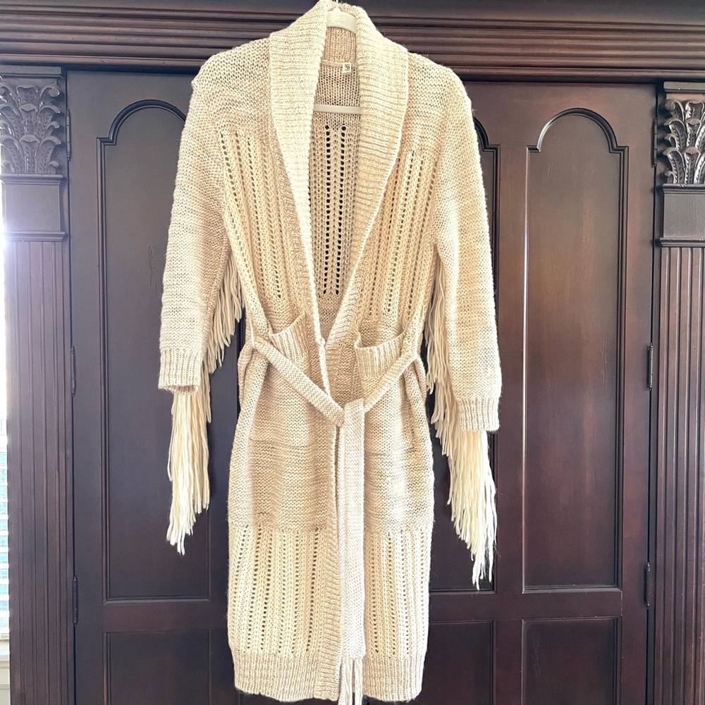 SPELL & The Gypsy Cozy Corner Cardigan Fringe Sleeve Open Front Boho Beachy S/M - Picture 3 of 16